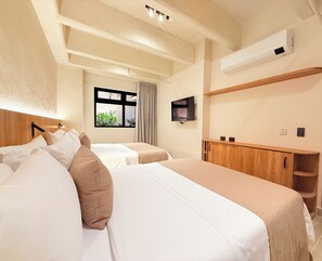9 chambres, fer et planche à repasser, Wi-Fi, draps fournis