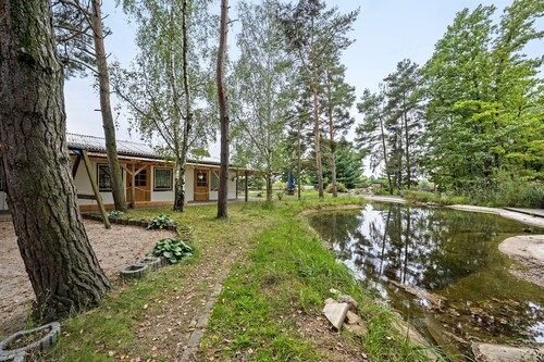 Bungalow '1 - Kimbucht' with Private Terrace and Shared Garden