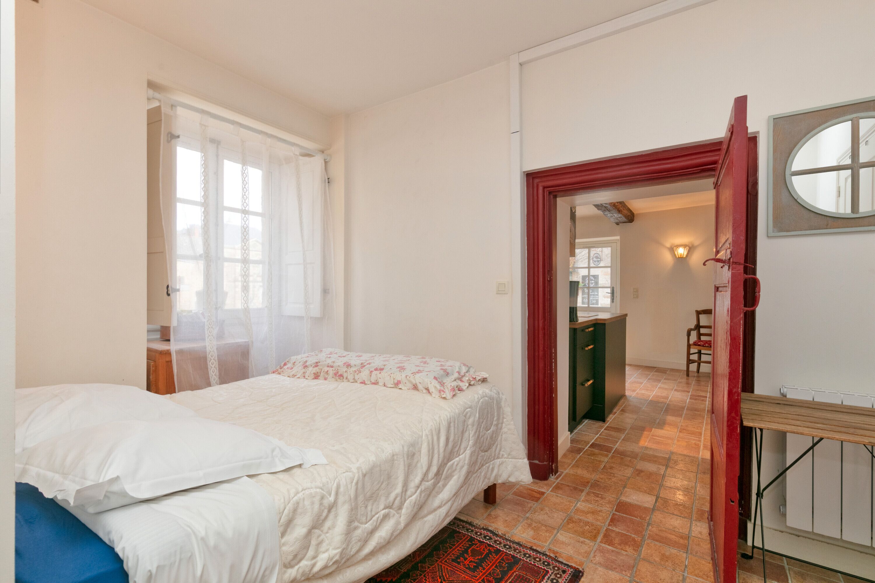 Fer et planche à repasser, draps fournis