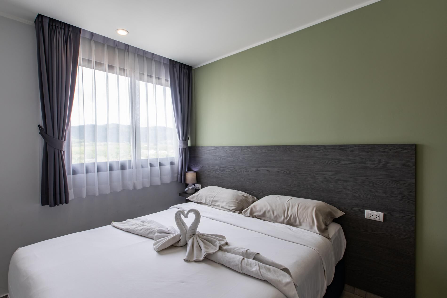 Apartment, Balkon, Bergblick | Zimmersafe, Verdunkelungsvorhänge, Bügeleisen/Bügelbrett