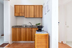 Stovetop, dishwasher