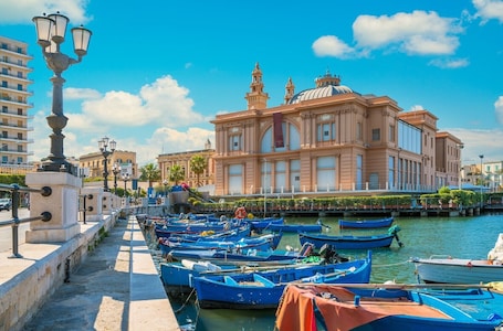Marina. Apartment 'Dj Center Class' with Wi-Fi