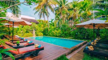 Piscine couverte