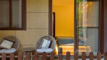 Room, Multiple Bedrooms, Accessible, Smoking | 11 bedrooms