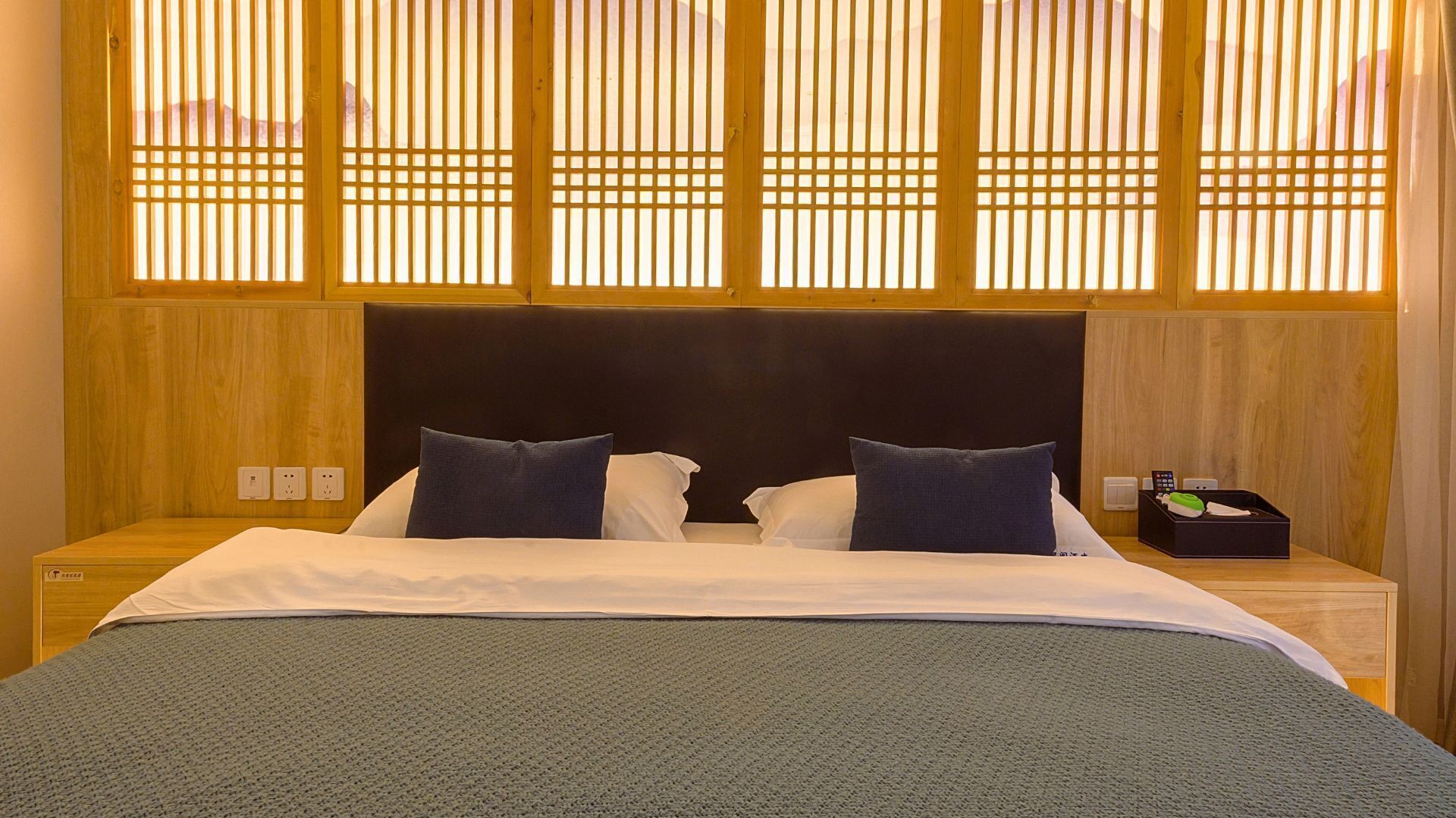 Room, Multiple Bedrooms, Accessible, Smoking | 11 bedrooms