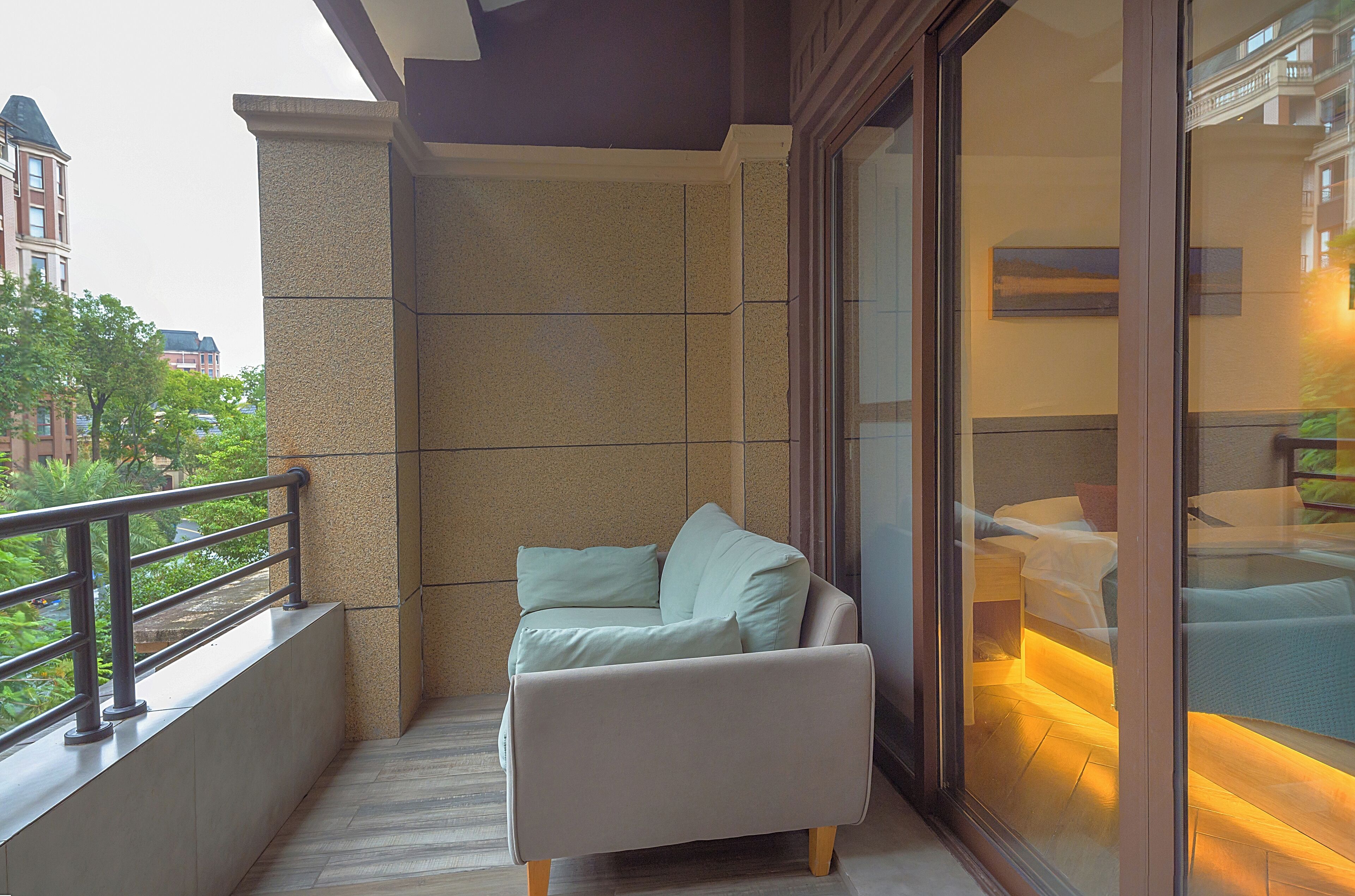 Room, Multiple Bedrooms, Accessible, Smoking | Balcony