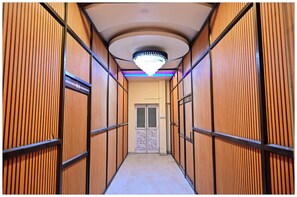 Interior - Hotel Siddhi Vinayak Varanasi (Varanasi)