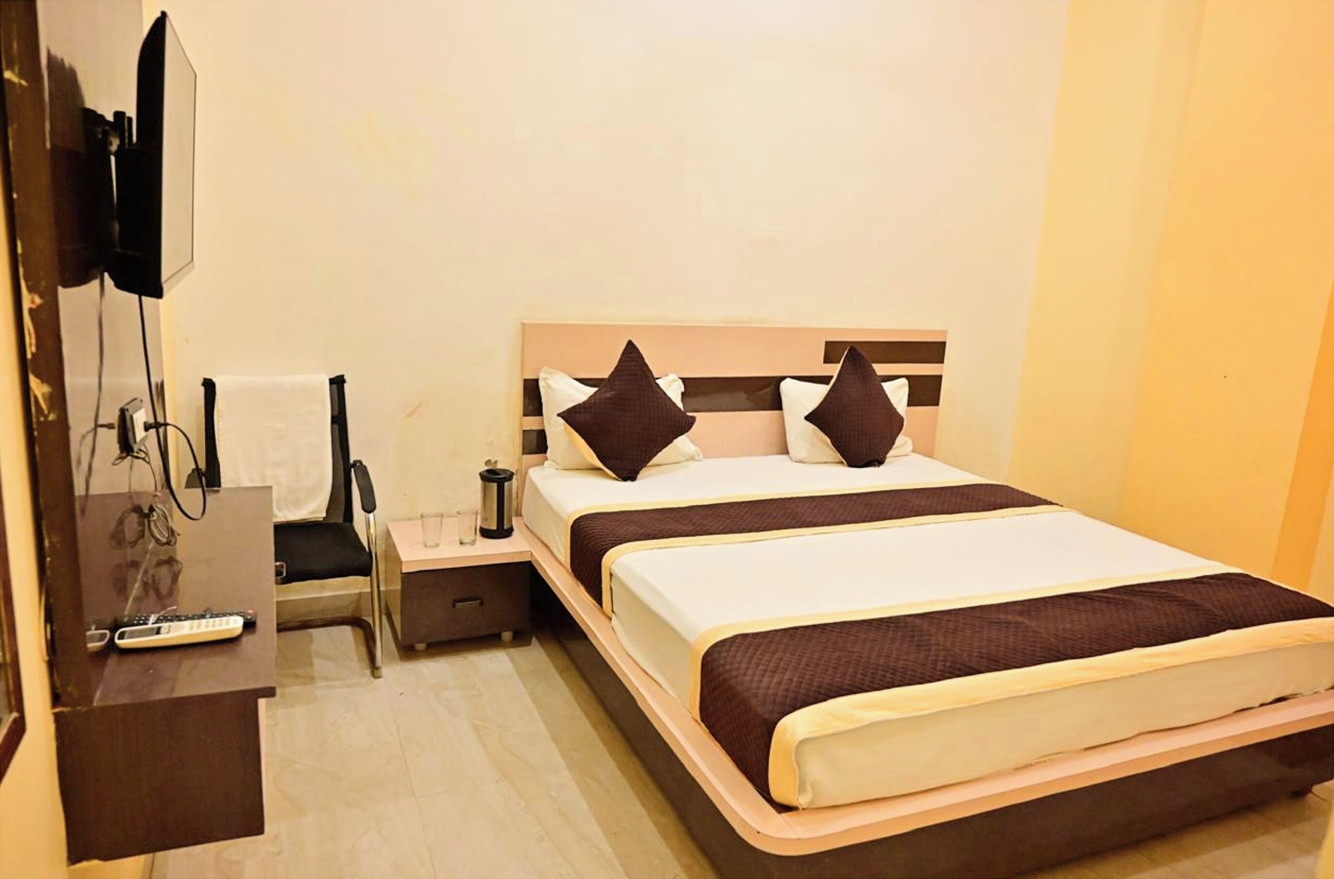 Deluxe Double Room, Air conditioning | View from room