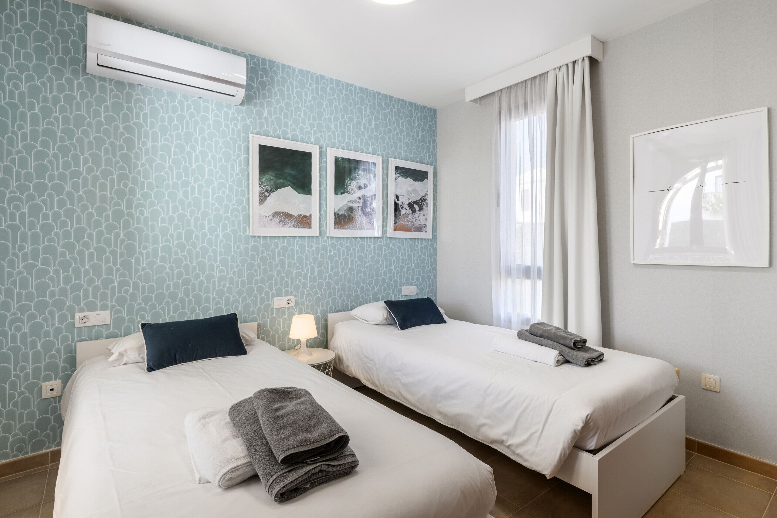 2 bedrooms, iron/ironing board, free WiFi, bed sheets