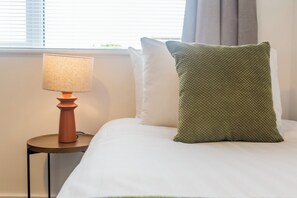 4 chambres, fer et planche à repasser, Wi-Fi, literie fournie