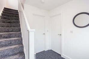 Interior - 5 Monks Crescent (Durham)