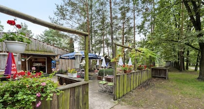 Bungalow '9 - Kimbucht' with Private Terrace and Shared Garden