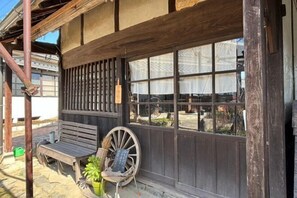 Interior - Tetsu-juro （former Ogunis residence） , Himeji Castles back parlor-like"400-year-old inn" (Fukusaki)