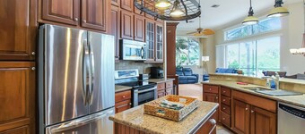 Beautiful family friendly waterfront pool home in Port Charlotte - O6ERS