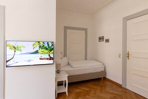 1 bedroom, iron/ironing board, WiFi, bed sheets - Twinbed (Stendal)