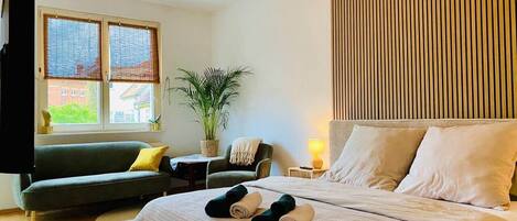 1 bedroom, iron/ironing board, WiFi, bed sheets