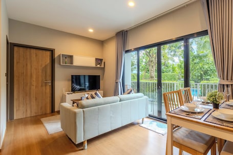 Apartment | Living area