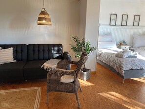 Interior - Whirlpool, terrace & country house style - dream vacation apartment on the Alb (Westerheim)