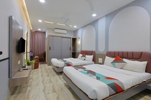 Free WiFi - Hotel Shiv Vatika (Surat)