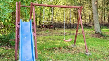 House | Pemandangan dari hartanah