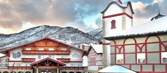 3072 • Cozy Zermatt King Villa + Kitchen Near Deer Valley & Park City Ski Resorts