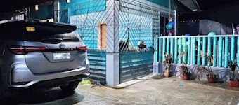 RGL Condotel Socorro by RedDoorz