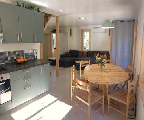 Maison à 20mn de Lamalou-les-Bains "pour Cure Thermale"  Forêt Dominale. Rivière