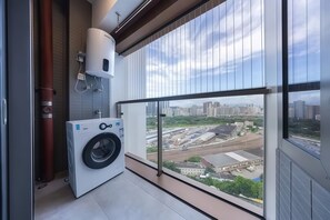 Deluxe Suite | Free WiFi