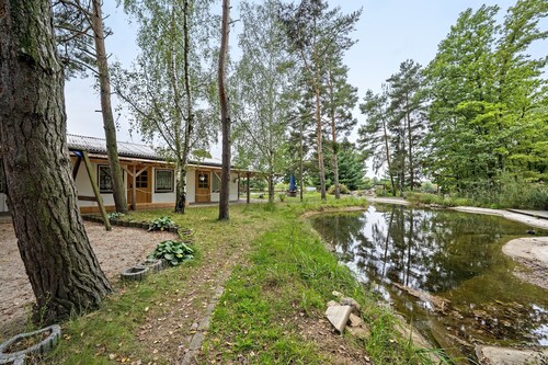 Bungalow '36a - Kimbucht' with Private Terrace and Shared Garden
