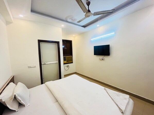 Free WiFi - Roomshala Hotel Pub G (New Delhi)