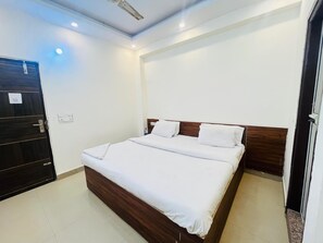 Free WiFi - Roomshala Hotel Pub G (New Delhi)