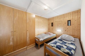 1 habitación y ropa de cama 