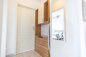 Interior - Charming Private Room in the Heart of the City (Vienna)