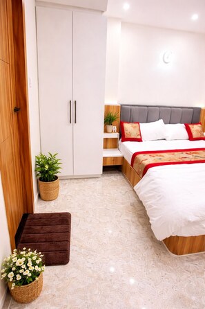 Familie appartement | Hypoallergeen beddengoed, een bureau, geluiddichte muren, gratis wifi