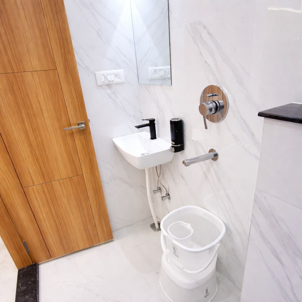 Shower, rainfall showerhead, slippers, bidet