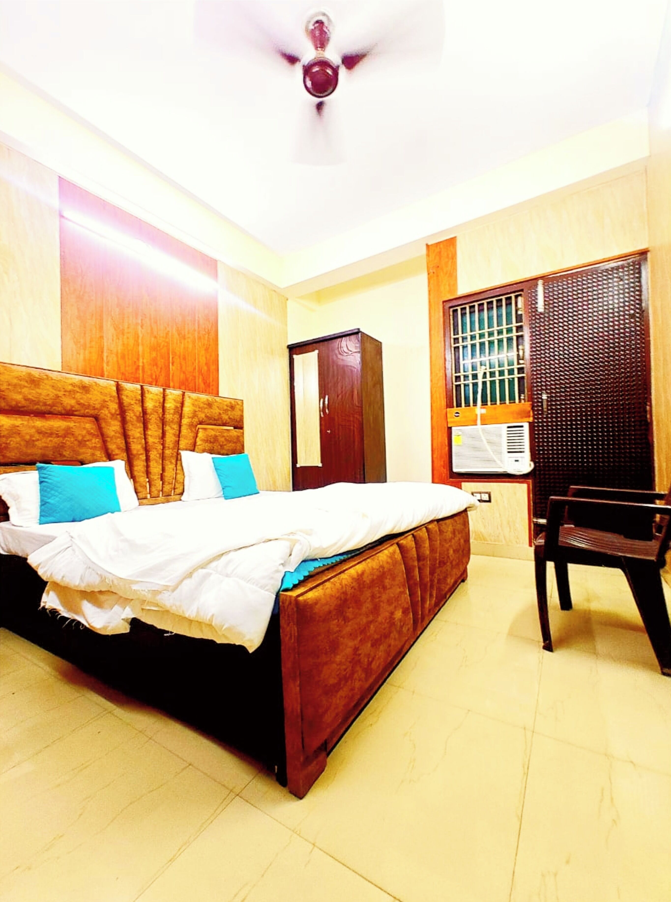 Allergiatestatut vuodevaatteet, työpöytä, äänieristys, ilmainen Wi-Fi