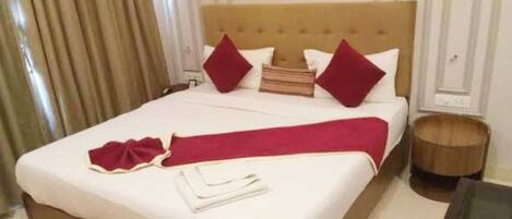 Deluxe-dobbeltværelse | Allergivenligt sengetøj, skrivebord, lydisolering, gratis Wi-Fi