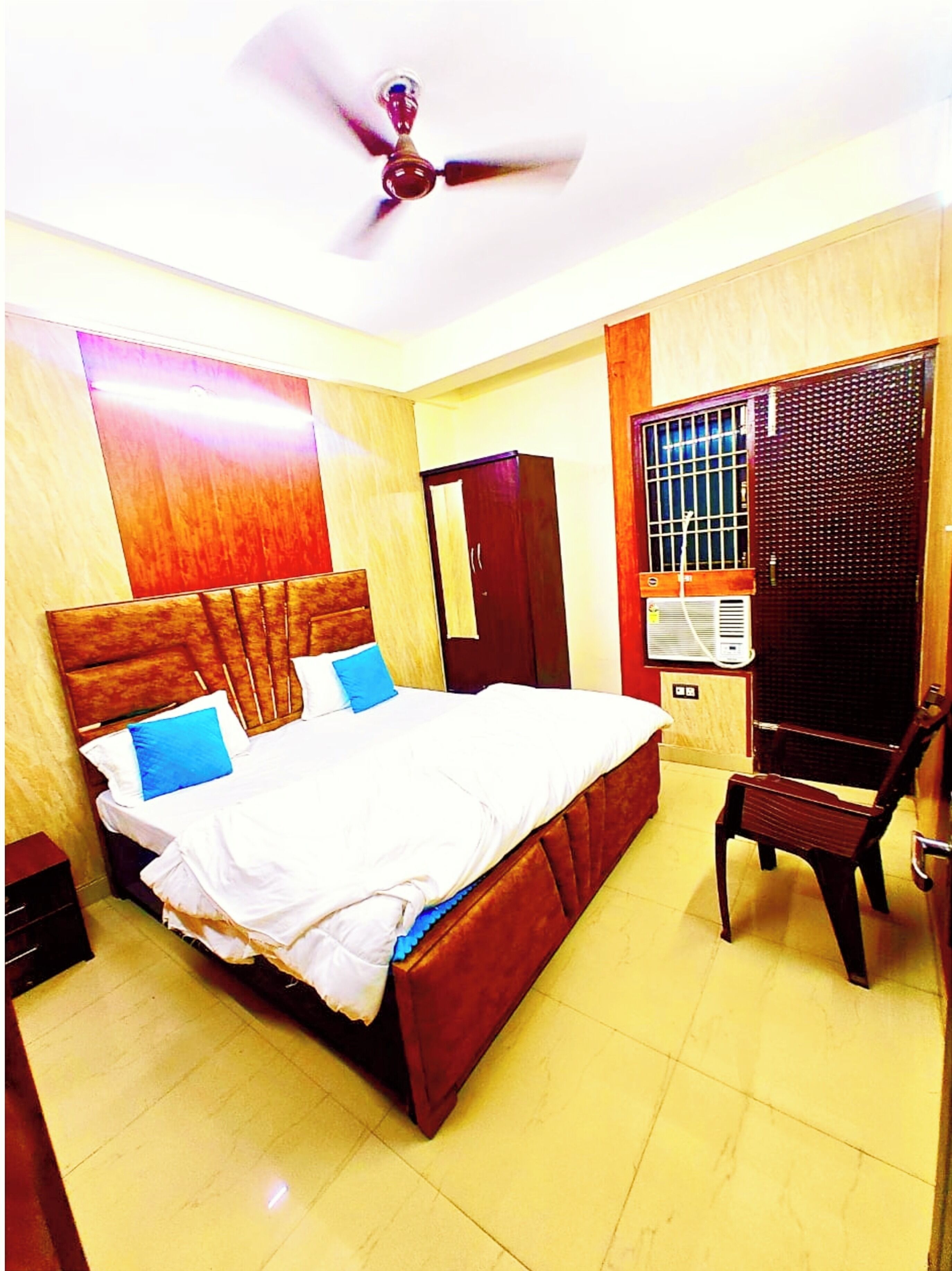 Allergiatestatut vuodevaatteet, työpöytä, äänieristys, ilmainen Wi-Fi