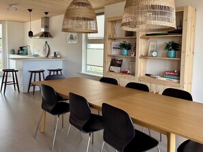 Dining - Luxury home with hot tub, sauna and sea view VP074 (Wieringerwerf)