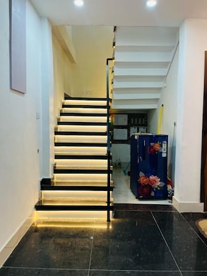 Handrails in stairways - Shree Sita Sadan (Faizabad)