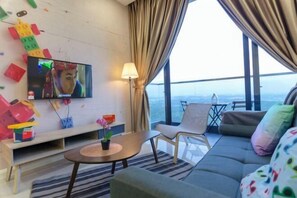 Room - Cozy & Luxury Apartments, 5mins to Legoland (Iskandar Puteri)