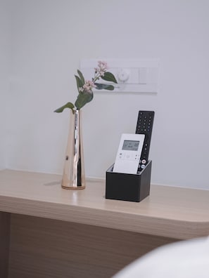 Deluxe Double or Twin Room | Bathroom