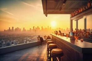 Bar (on property) - Lovely 2-bedroom Serviced Apart-Hotel with Pool, Wi-Fi in Westlands, Nairobi (Nairobi)