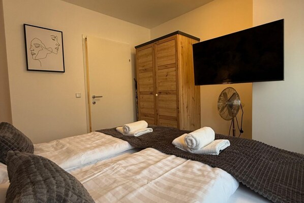 واي فاي وملاءات أسرّة