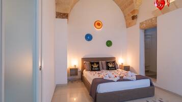 1 camera, ferro/asse da stiro, Wi-Fi, lenzuola