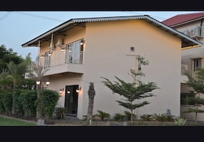 Front of property - Nicolas Farm & Resort (Parsivni)