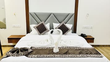 Executive Double Room | Free WiFi
