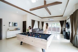 Spielezimmer