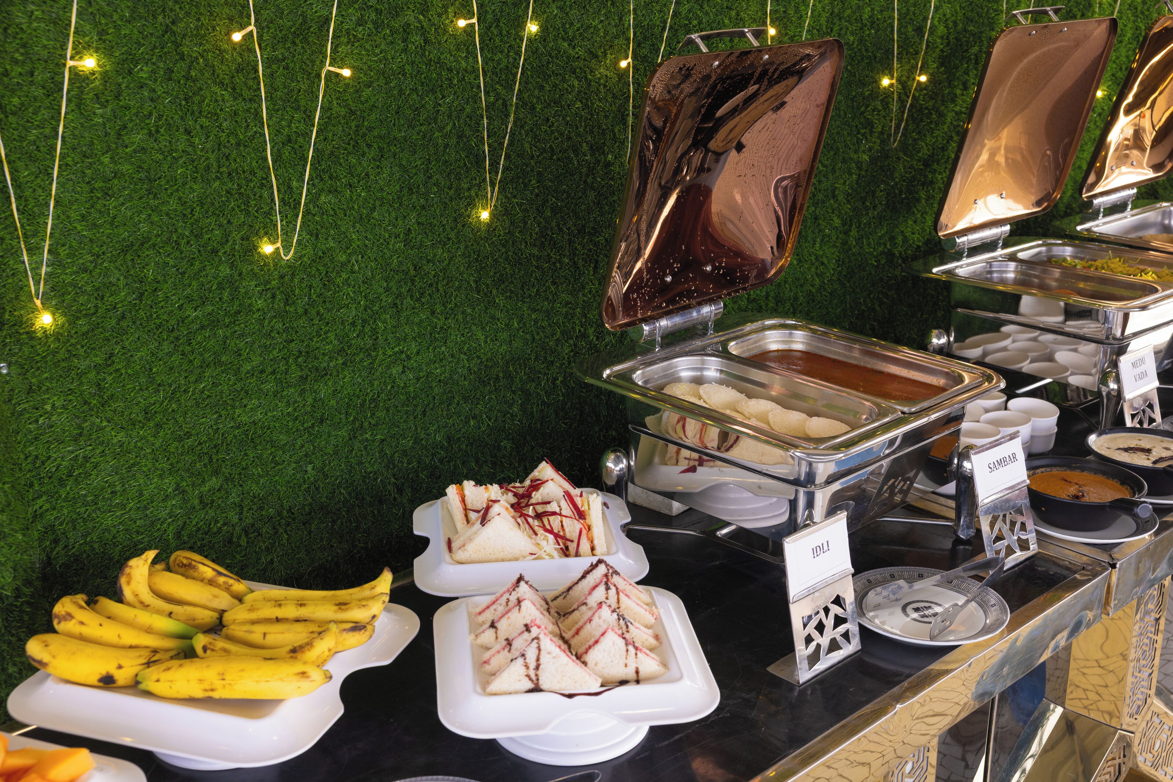 Daily buffet breakfast (INR 300 per person)