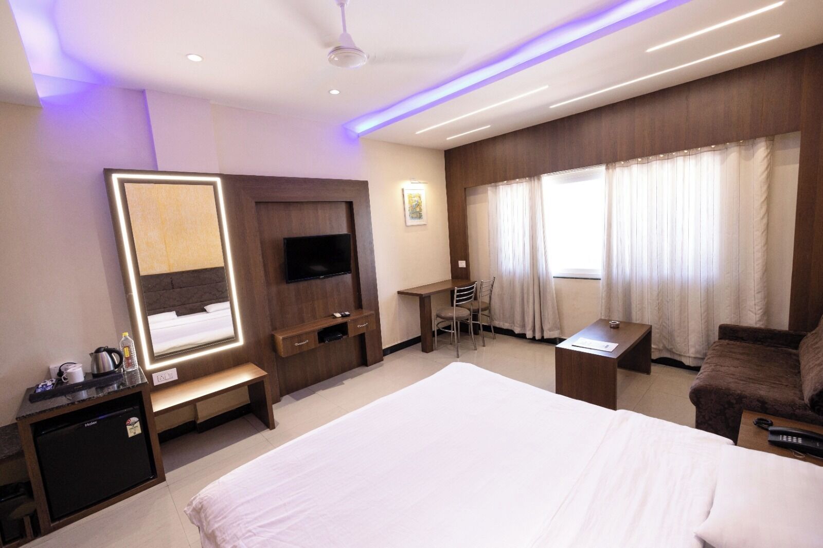 Chambre Exécutive, vue ville | Wi-Fi gratuit, draps fournis